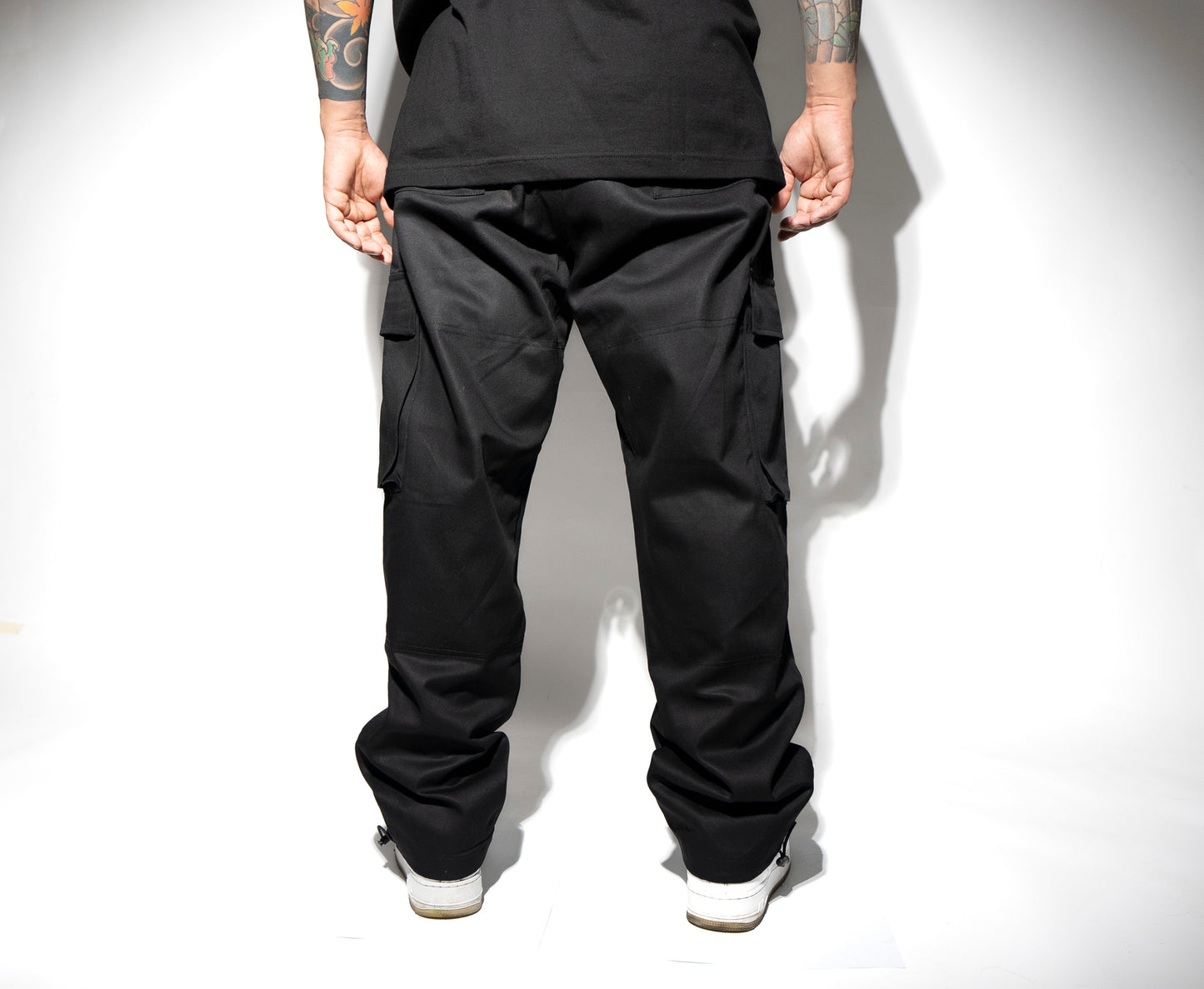 Pantalón Cargo BLACK OUT – ZEN897 DROP 11:11
