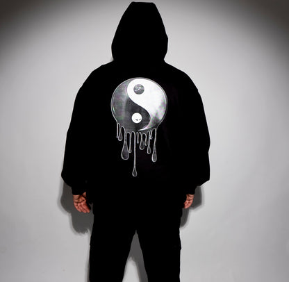 Polerón ZEN897 Yin-Yang Drip Negro – DROP 11:11