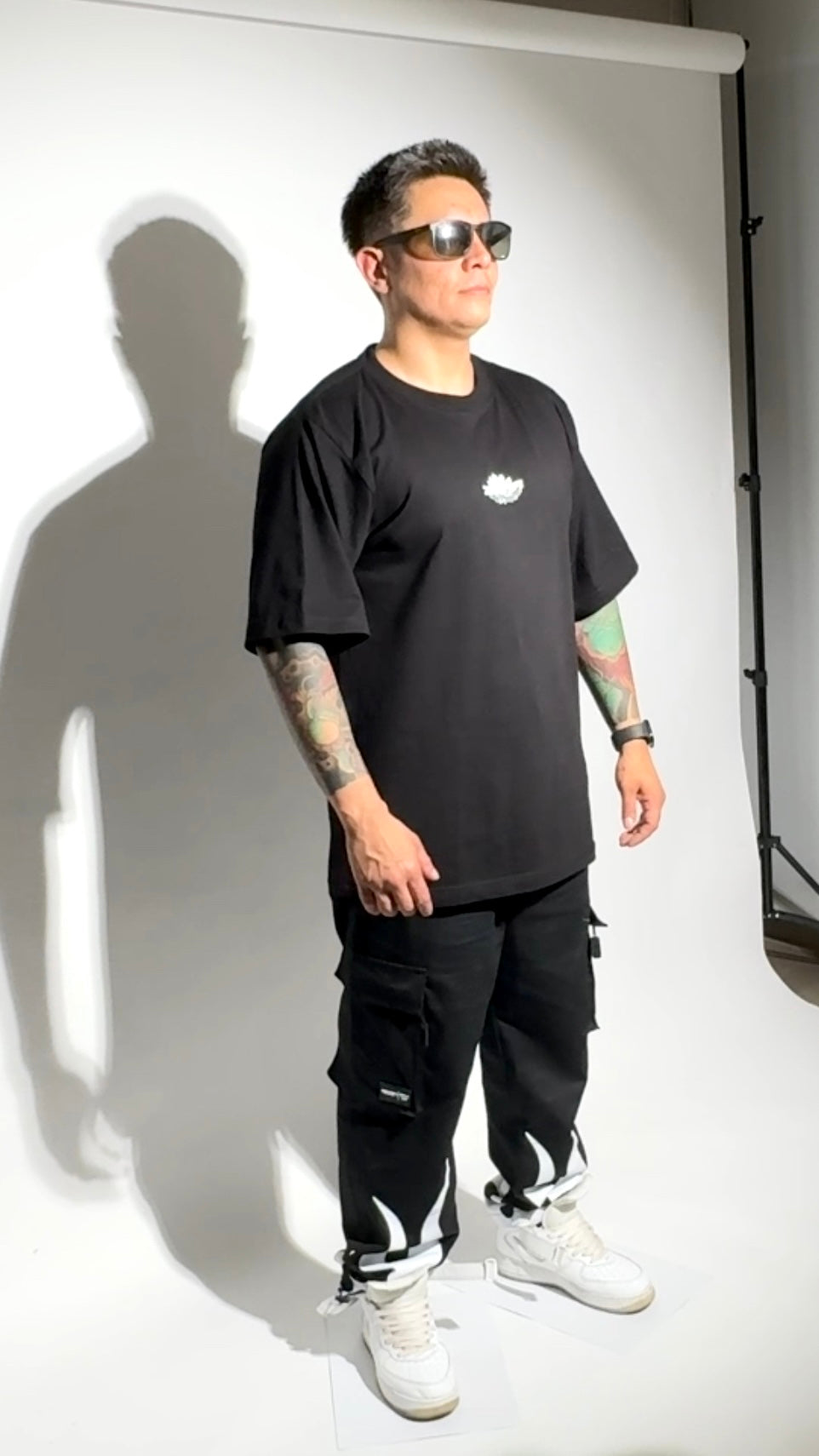 Polera ZEN897 “Yin-Yang Drip” Negra – DROP 11:11